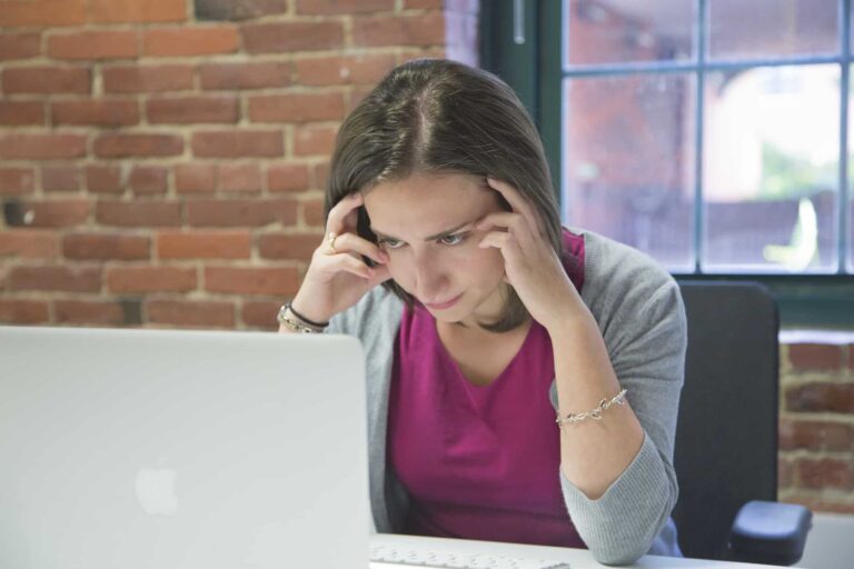 Improving Your Customer Experience with Consistency in Your Product Documentation and Training Content
